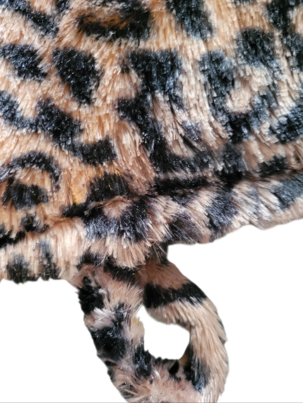 Waloo Pets Thermal Crinkle Mat For Cats Leopard Print Faux Fur Plush‎ Backing